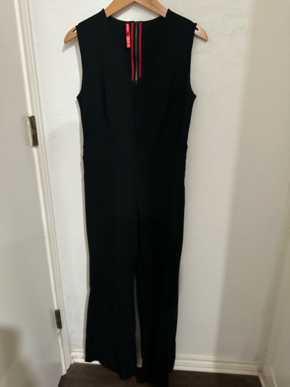 SPANX Black Sleeveless V-Neck Jumpsuit